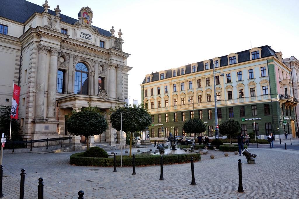 Pokoje Goscinne Przy Ogrodzie Staromiejskim Wrocław Extérieur photo