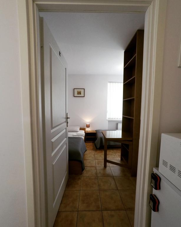 Pokoje Goscinne Przy Ogrodzie Staromiejskim Wrocław Extérieur photo
