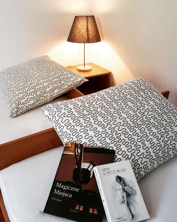 Pokoje Goscinne Przy Ogrodzie Staromiejskim Wrocław Extérieur photo