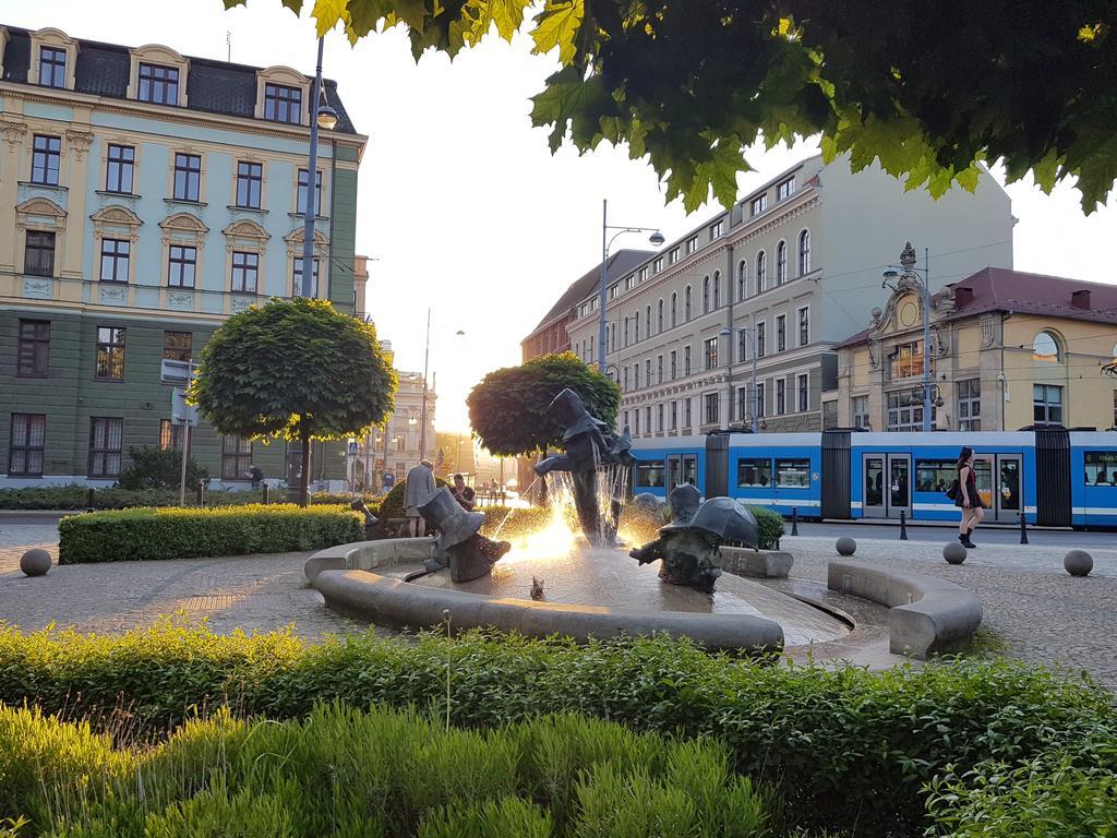 Pokoje Goscinne Przy Ogrodzie Staromiejskim Wrocław Extérieur photo